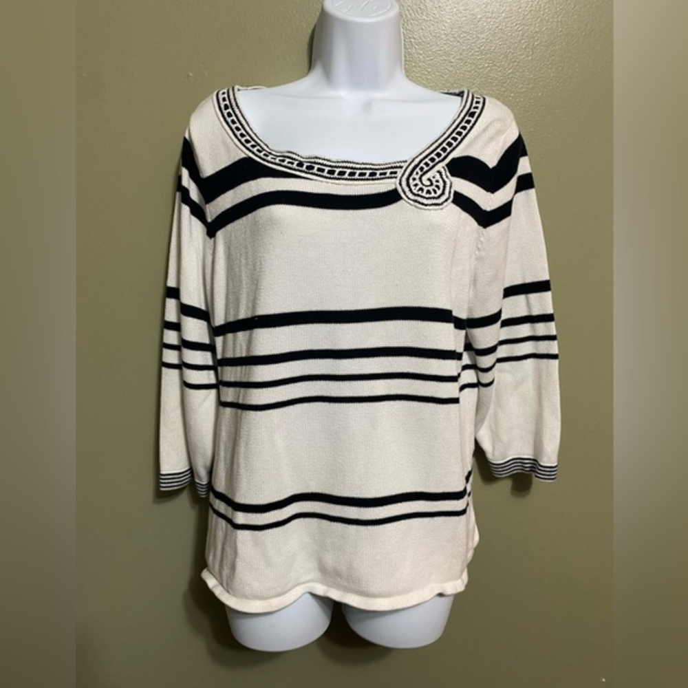 Evan-Picone White and Black Striped Sweater, Size 1X